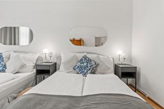 Monthly Stays - Chic Apartment up to 8 - Near Meidling - 8