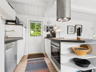 Holiday Home Ylermi - 1-5km from the sea by Interhome - Dronningmølle - 2