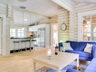 Holiday Home Erika - 250m from the sea by Interhome - 3