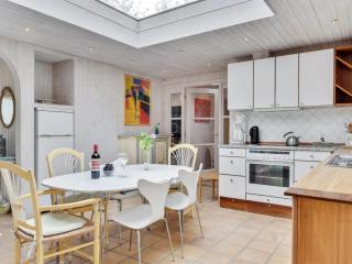 Holiday Home Åsemarie - 600m from the sea by Interhome - 1