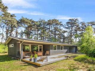Holiday Home Mikkelina - 700m from the sea by Interhome - 0