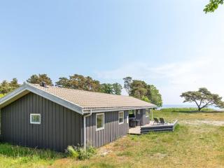 Holiday Home Botolphus - 20m from the sea by Interhome - 0