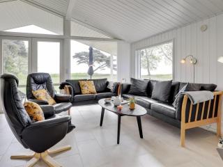 Holiday Home Botolphus - 20m from the sea by Interhome - 7