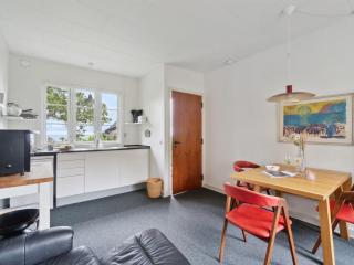 Apartment Zina - 25m from the sea by Interhome - 2
