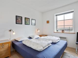 Apartment Hunter - 400m from the sea by Interhome - 3
