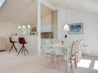 Holiday Home Arndis - 600m from the sea by Interhome - 3