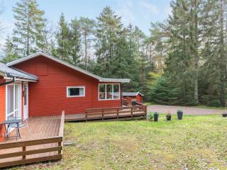 Holiday Home Jaarne - 800m from the sea by Interhome - 5
