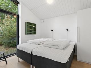 Holiday Home Ellin - 800m from the sea by Interhome - 1