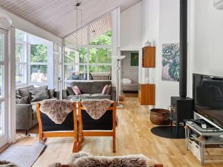 Holiday Home Axel - 1-2km from the sea by Interhome - 1