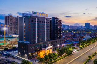 Vienna Hotel Guangdong Qingyuan Wanda Plaza Xincheng Beijiang - 1