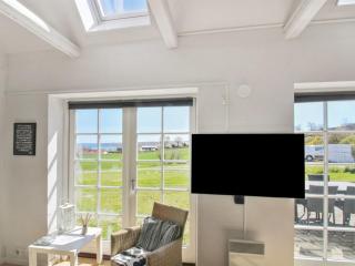 Apartment Tinne - 400m from the sea by Interhome - 3