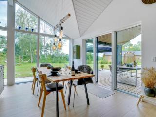 Holiday Home Wiggi - 450m from the sea by Interhome - 5