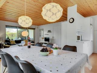 Holiday Home Arnulf - 400m from the sea by Interhome - 1