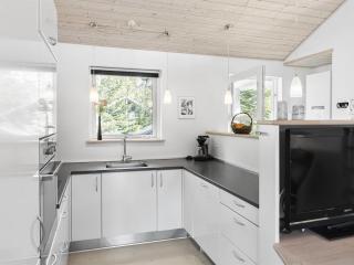 Holiday Home Toa - 600m from the sea by Interhome - 4