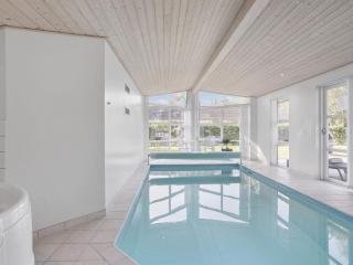 Holiday Home Toa - 600m from the sea by Interhome - 2