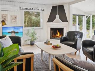 Holiday Home Kalevi - 900m from the sea by Interhome - 6