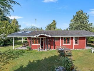 Holiday Home Berit - 700m from the sea by Interhome - 0