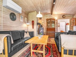Holiday Home Berit - 700m from the sea by Interhome - 1