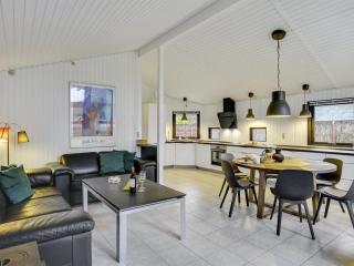 Holiday Home Aimi - 270m from the sea by Interhome - 4