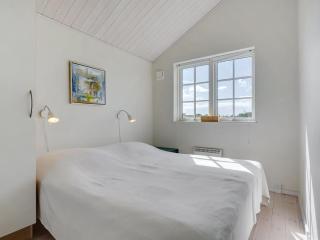 Holiday Home Hathulf - 700m from the sea by Interhome - 1