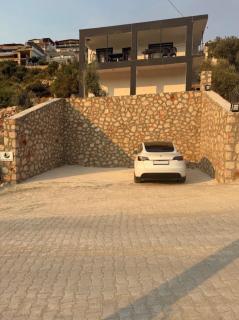 Marelina Kalkan - 0