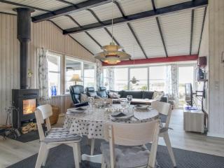 Holiday Home Vika - 600m from the sea by Interhome - 7