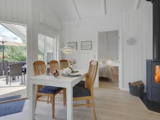 Holiday Home Niska - 300m from the sea by Interhome - 5