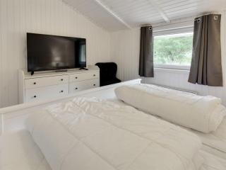 Holiday Home Cajsa - 1-5km from the sea by Interhome - 4