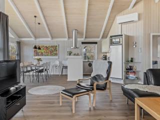 Holiday Home Solina - 500m from the sea by Interhome - 5