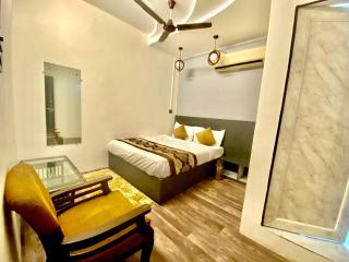 Hotel O HOME Cozy Stay - 0