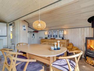 Holiday Home Elsbeth - 500m from the sea by Interhome - 1