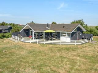 Holiday Home Chrisse - 550m from the sea by Interhome - 2
