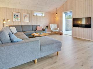 Holiday Home Anuk - 2-3km from the sea by Interhome - 3