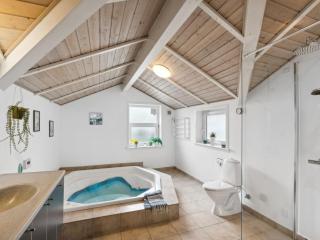 Holiday Home Spurv - 1-8km from the sea by Interhome - 7