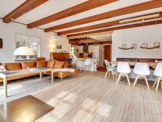 Holiday Home Risto - 2-3km from the sea by Interhome - 2