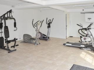 Apartment Héléne - 2-3km from the sea by Interhome - 5