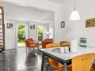Apartment Edly - 2-3km from the sea by Interhome - 2