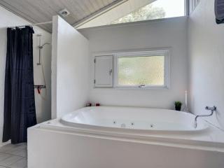 Holiday Home Birgita - 700m from the sea by Interhome - 7