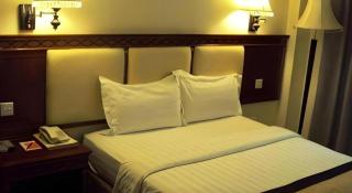 MB Hotel - 1