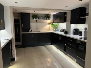 2 Bed Cottage - Central Bawtry - High End Furnishings - 9