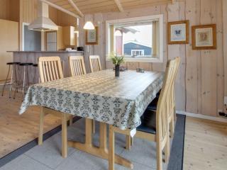 Holiday Home Oivi - 430m from the sea by Interhome - 1