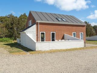 Apartment Anouk - 1-7km from the sea by Interhome - 7