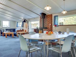 Holiday Home Elinbjörn - 1km from the sea by Interhome - 8