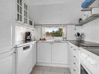 Holiday Home Kenny - 1-2km from the sea by Interhome - 6