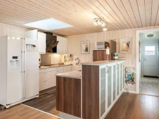 Holiday Home Ottar - 400m from the sea by Interhome - 4