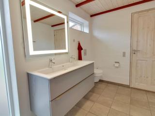 Holiday Home Liska - 1km from the sea by Interhome - 2