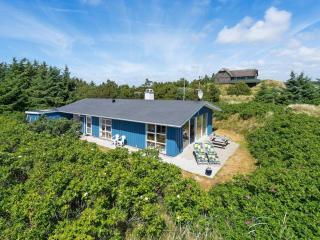 Holiday Home Sigfride - 500m from the sea by Interhome - 0