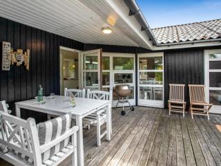 Holiday Home Swaantje - 400m from the sea by Interhome - 9
