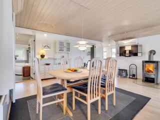 Holiday Home Carolin - 400m from the sea by Interhome - 8