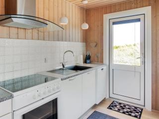 Holiday Home Gundine - from the sea by Interhome - 2